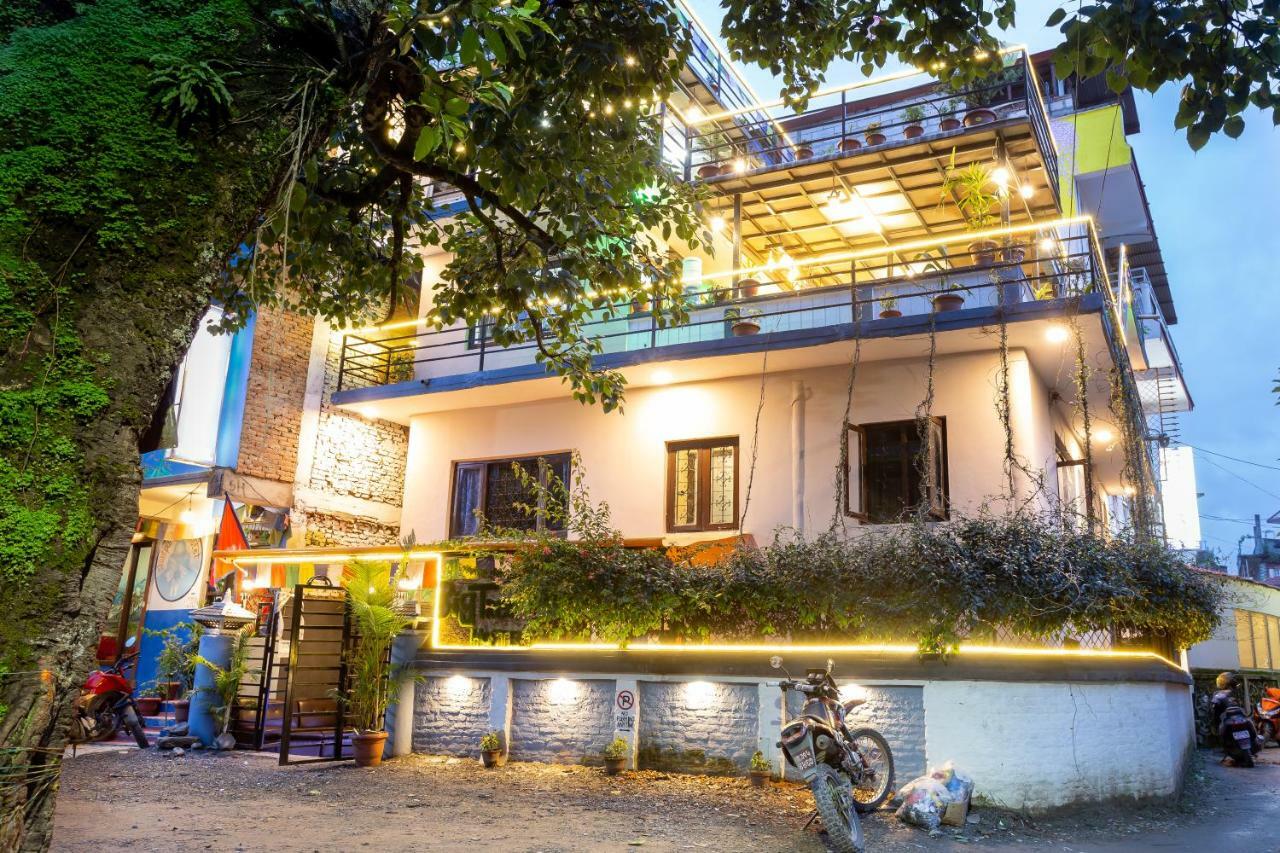Big Tree Hostel Kathmandu Bagian luar foto
