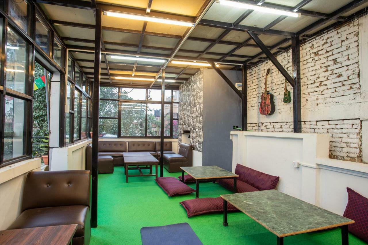 Big Tree Hostel Kathmandu Bagian luar foto