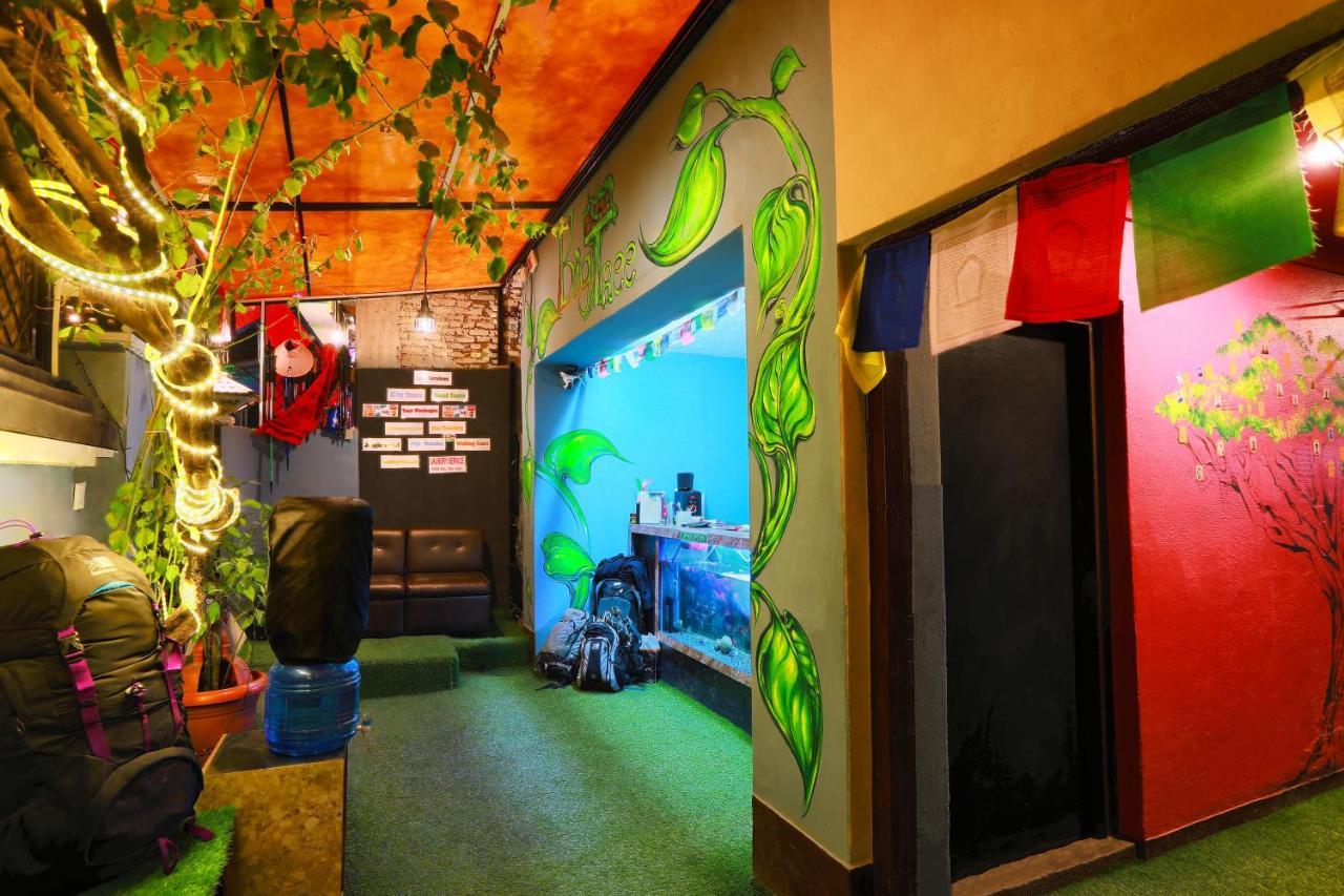 Big Tree Hostel Kathmandu Bagian luar foto